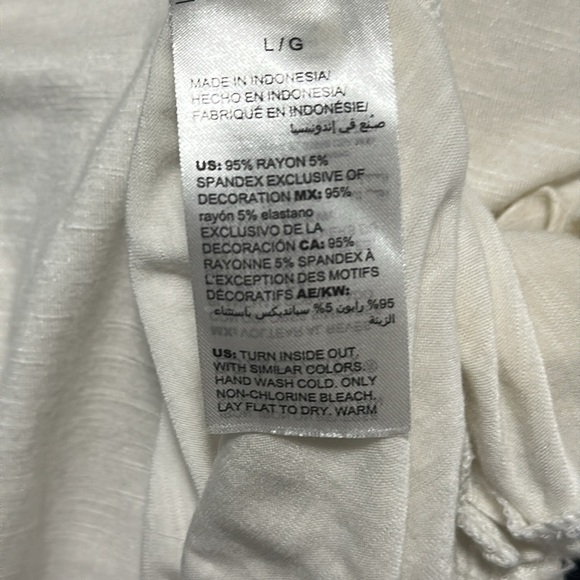 White V-Neck Women's Top WHITE HOUSE BLACK MARKET LARGE EXCELLENT NEW CONDITION - Picture 8 of 9